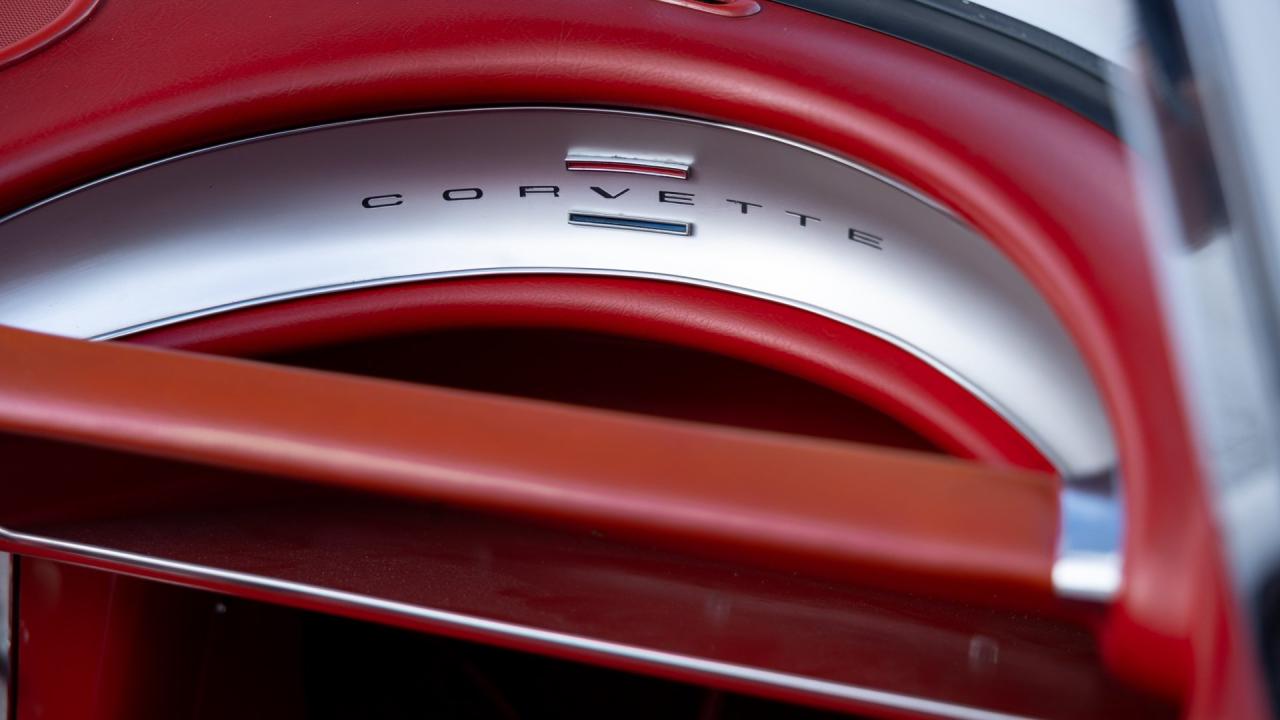 1961 Chevrolet Corvette 283/315 "Fuelie"