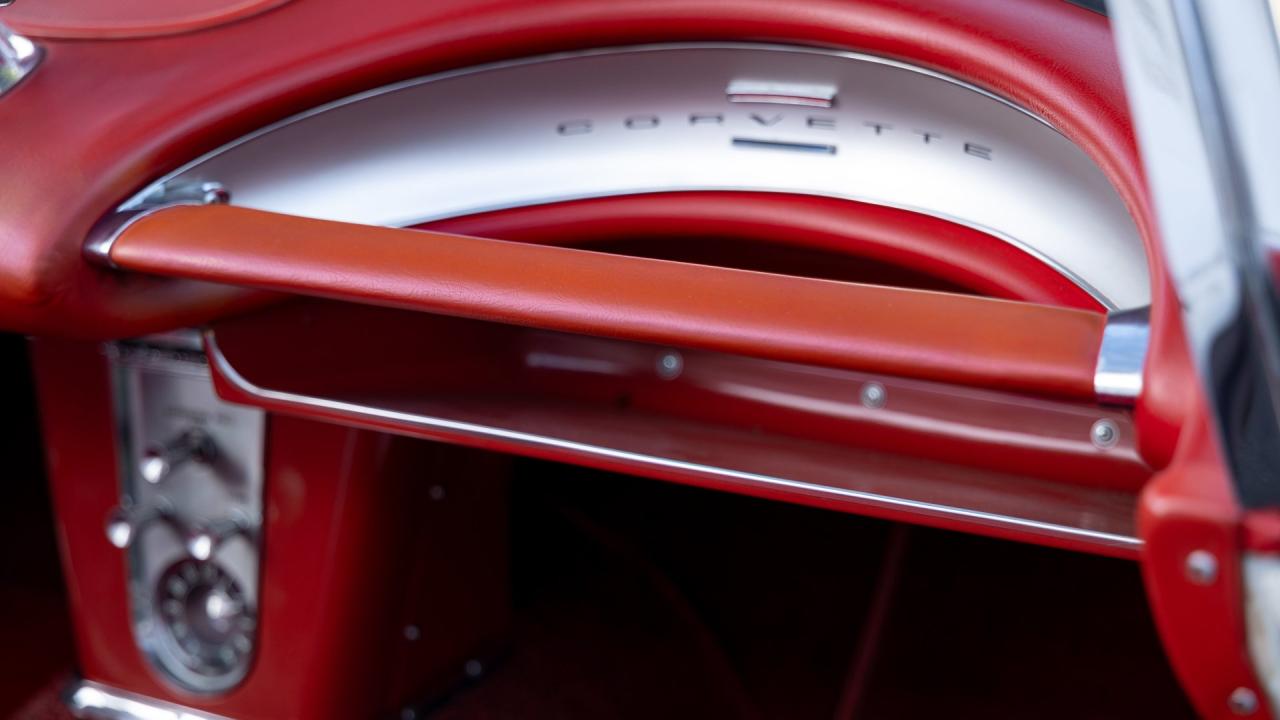 1961 Chevrolet Corvette 283/315 "Fuelie"