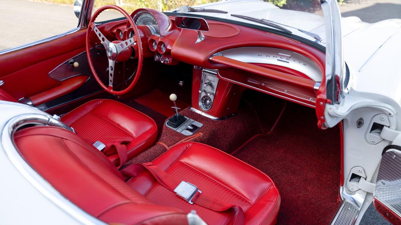 1961 Chevrolet Corvette 283/315 "Fuelie"