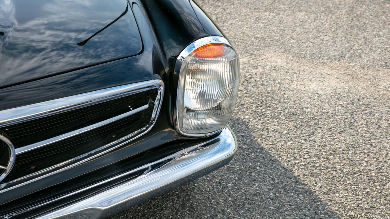 1968 Mercedes - Benz 250 SL Pagoda