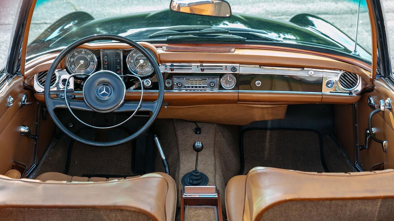 1968 Mercedes - Benz 250 SL Pagoda