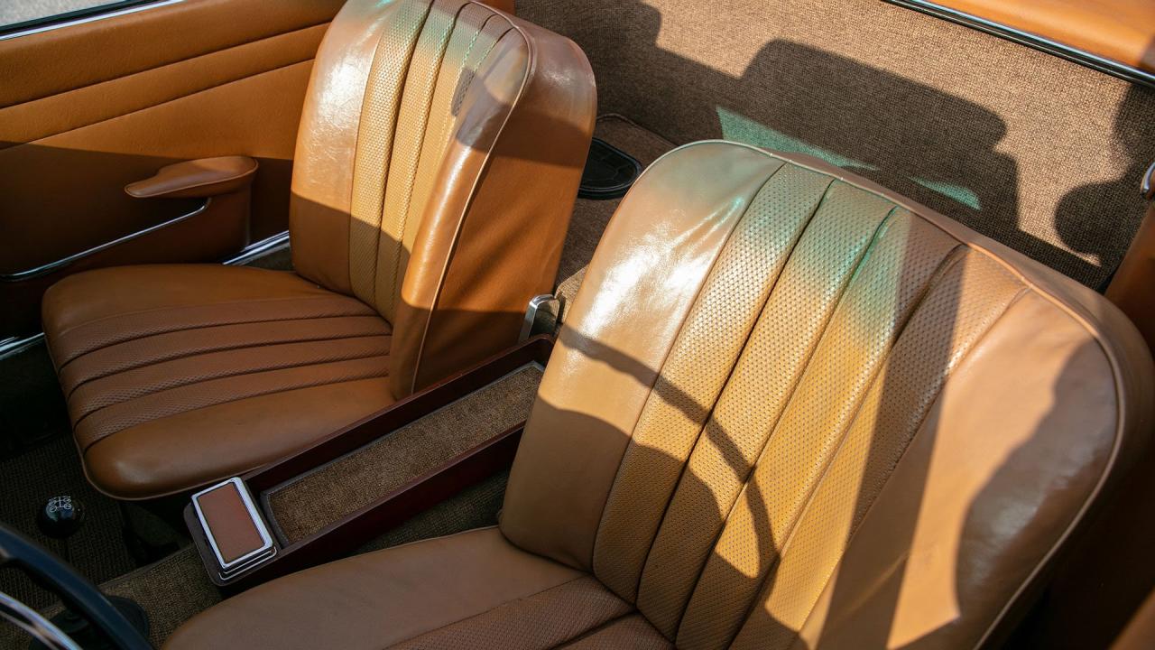 1968 Mercedes - Benz 250 SL Pagoda