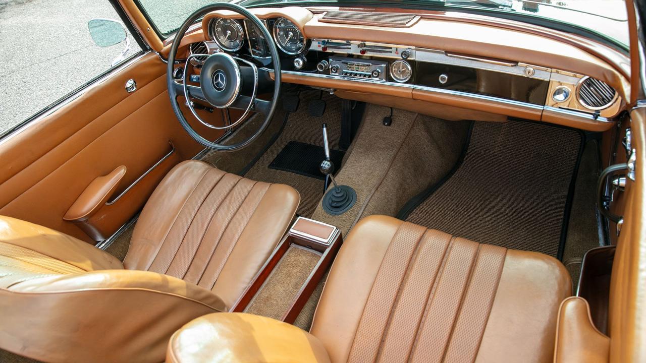 1968 Mercedes - Benz 250 SL Pagoda
