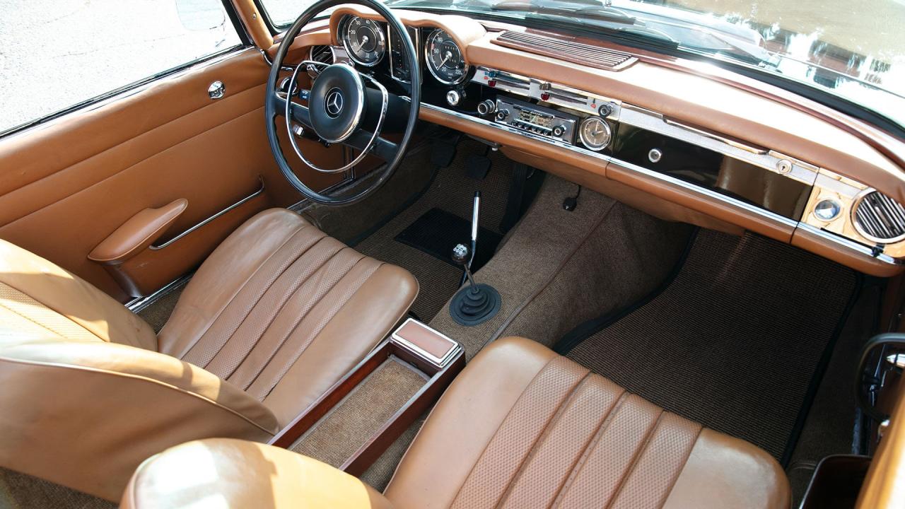 1968 Mercedes - Benz 250 SL Pagoda
