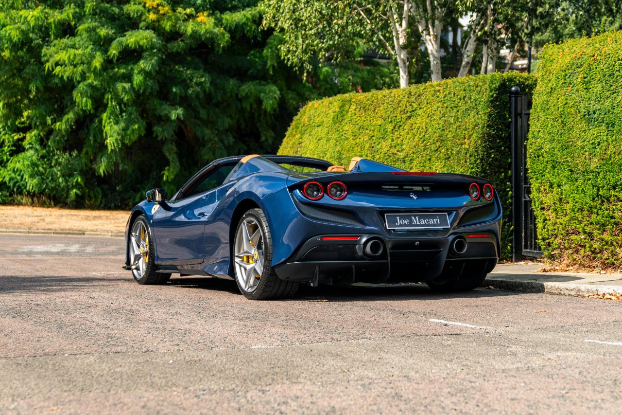 2021 Ferrari F8 Spider