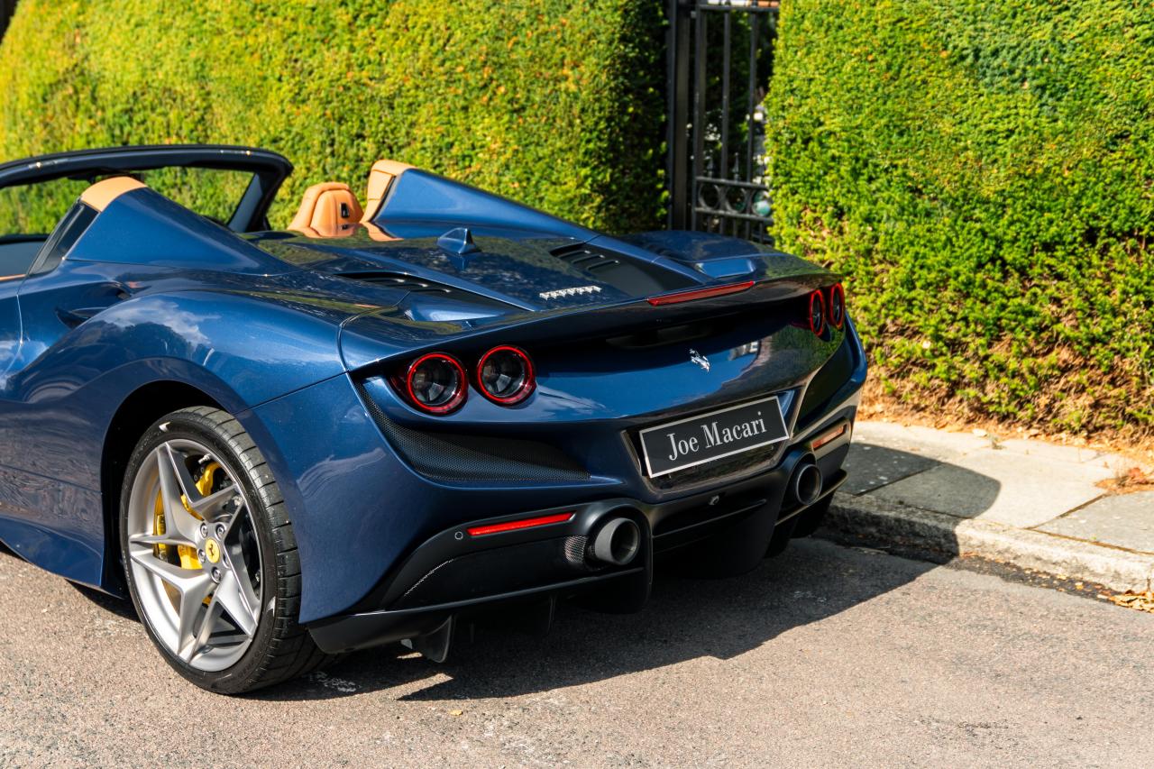 2021 Ferrari F8 Spider