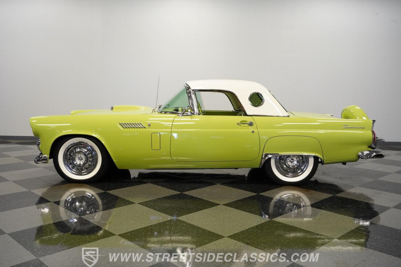 1956 Ford Thunderbird