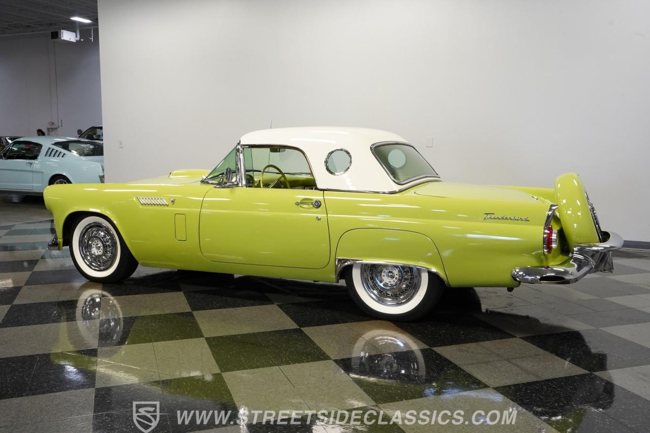 1956 Ford Thunderbird