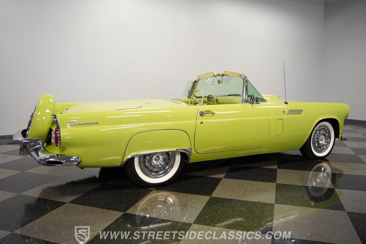 1956 Ford Thunderbird