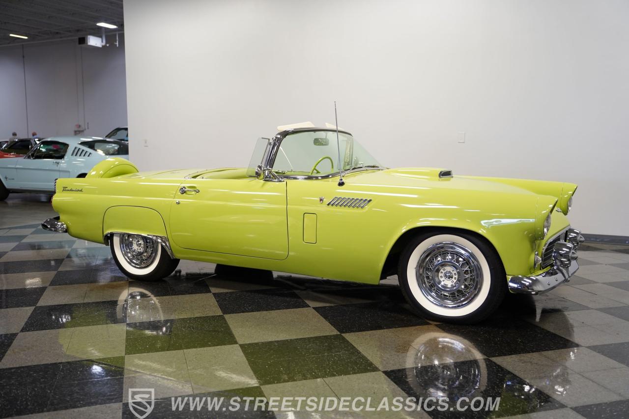 1956 Ford Thunderbird