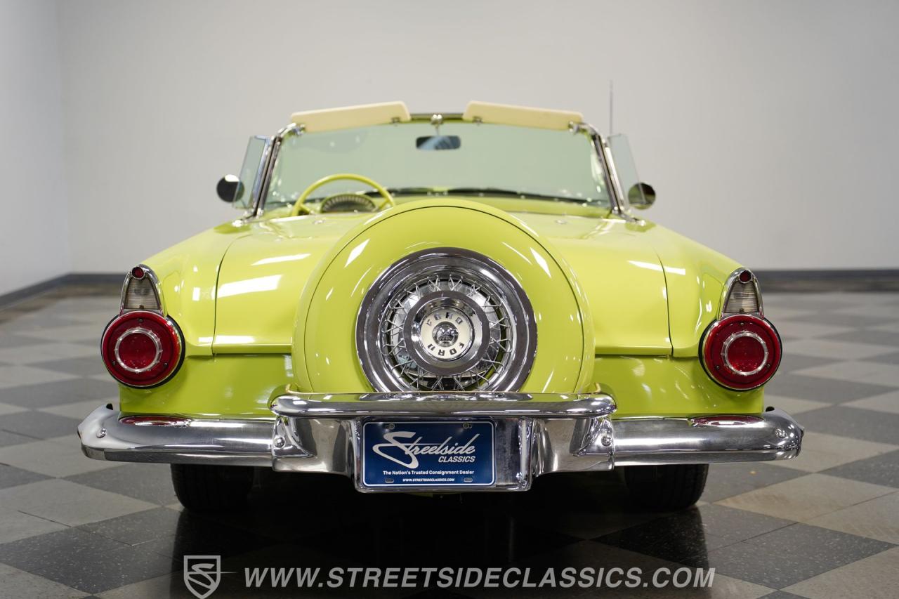 1956 Ford Thunderbird