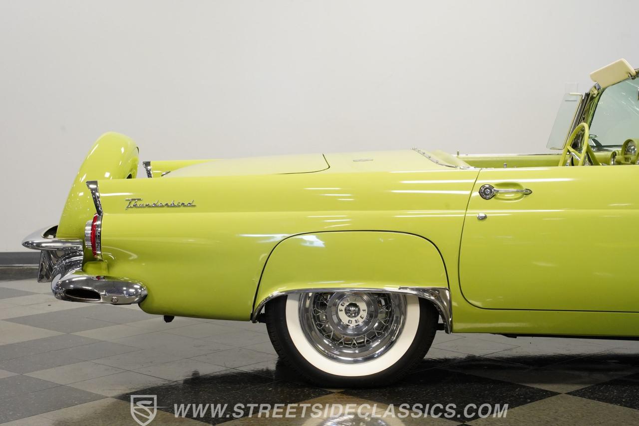 1956 Ford Thunderbird