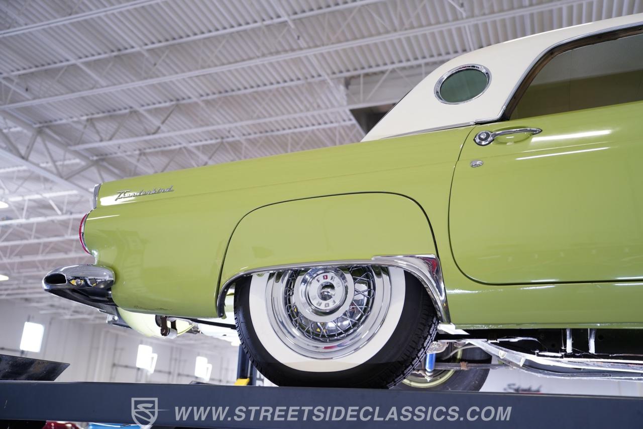 1956 Ford Thunderbird