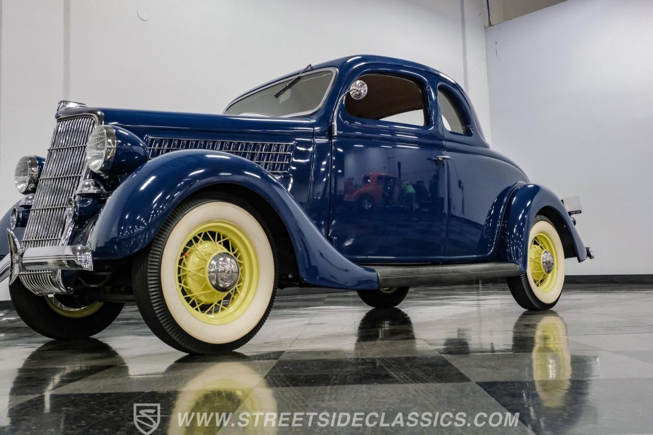 1935 Ford 5-Window Rumble Seat Coupe