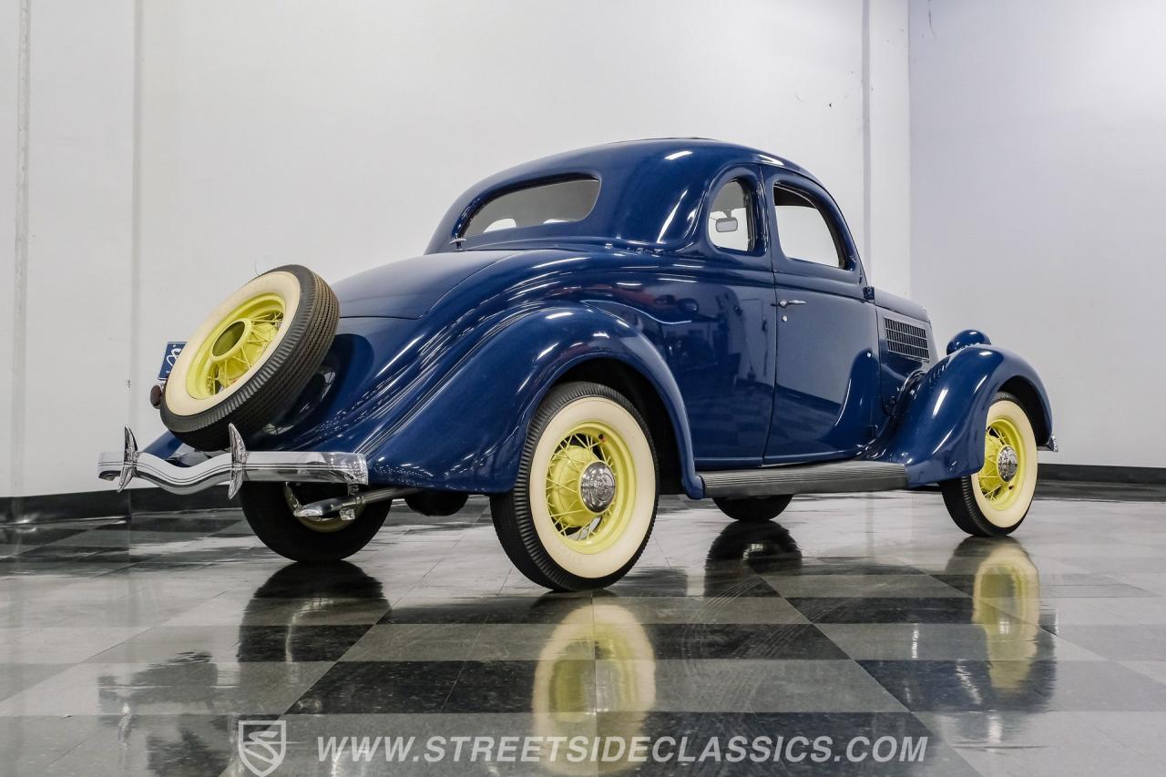 1935 Ford 5-Window Rumble Seat Coupe