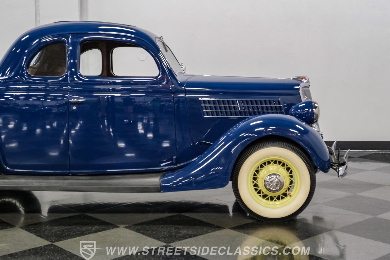 1935 Ford 5-Window Rumble Seat Coupe
