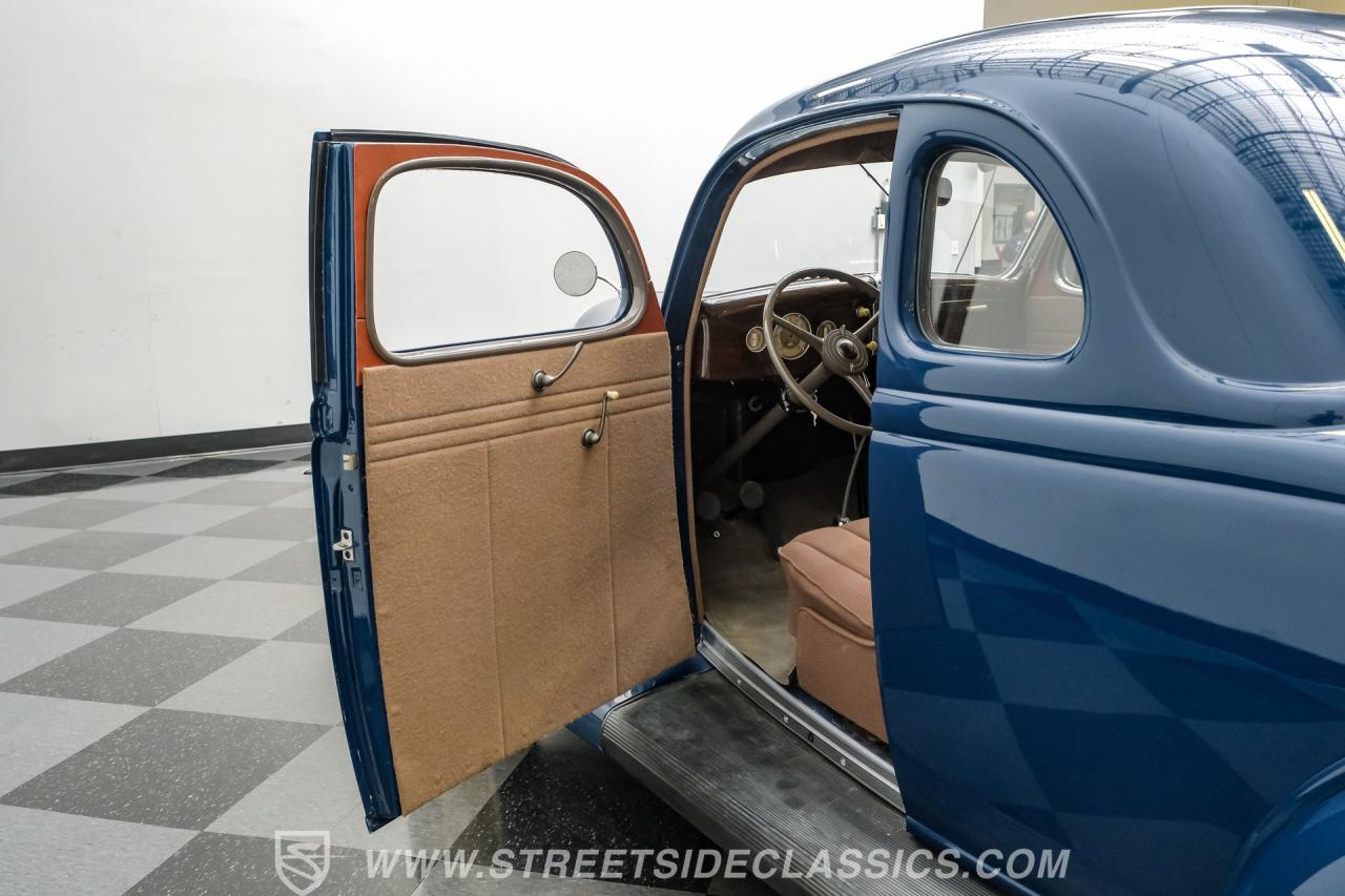1935 Ford 5-Window Rumble Seat Coupe