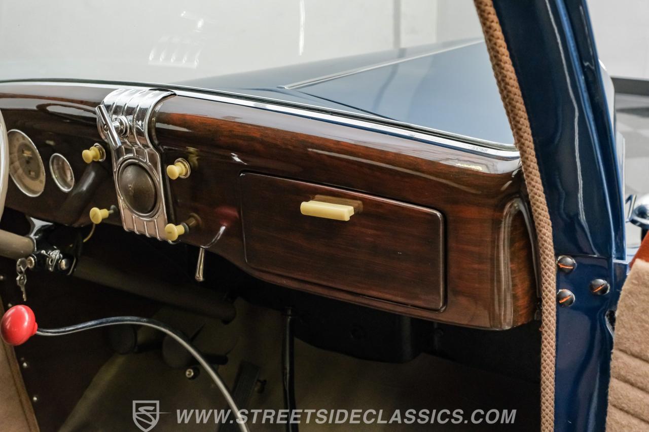 1935 Ford 5-Window Rumble Seat Coupe