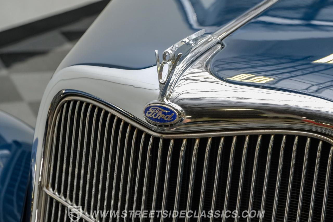 1935 Ford 5-Window Rumble Seat Coupe