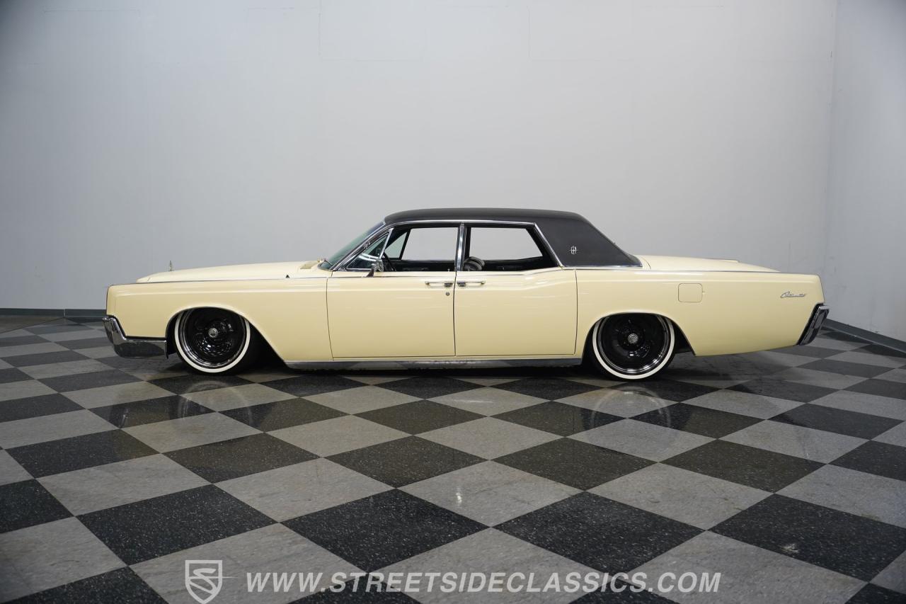 1967 Lincoln Continental