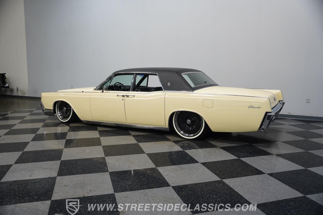 1967 Lincoln Continental