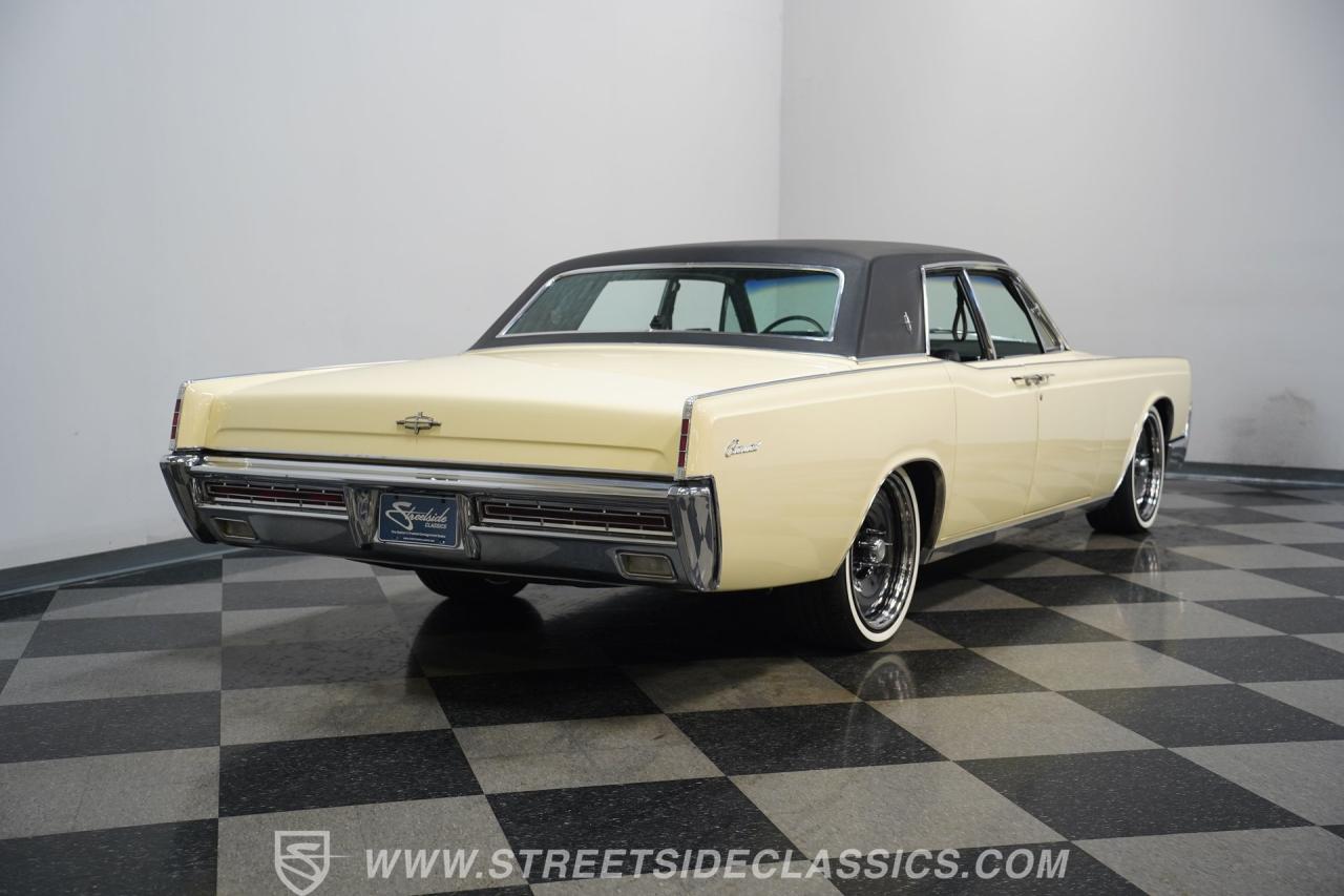 1967 Lincoln Continental