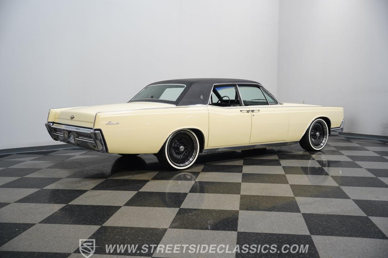 1967 Lincoln Continental