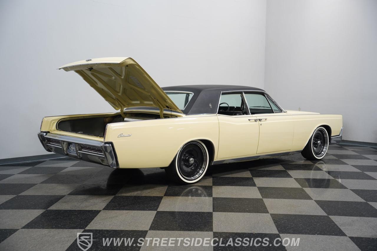 1967 Lincoln Continental
