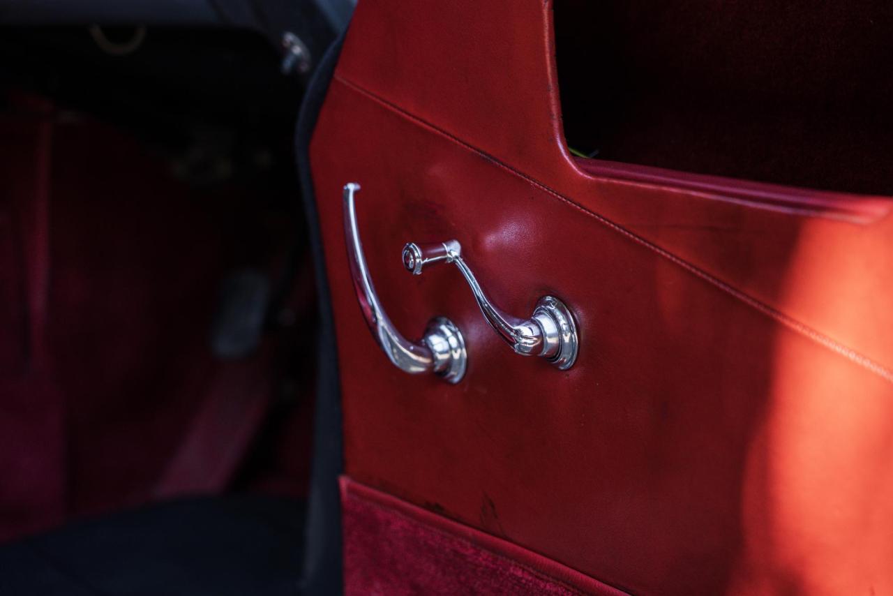 1961 AC Greyhound