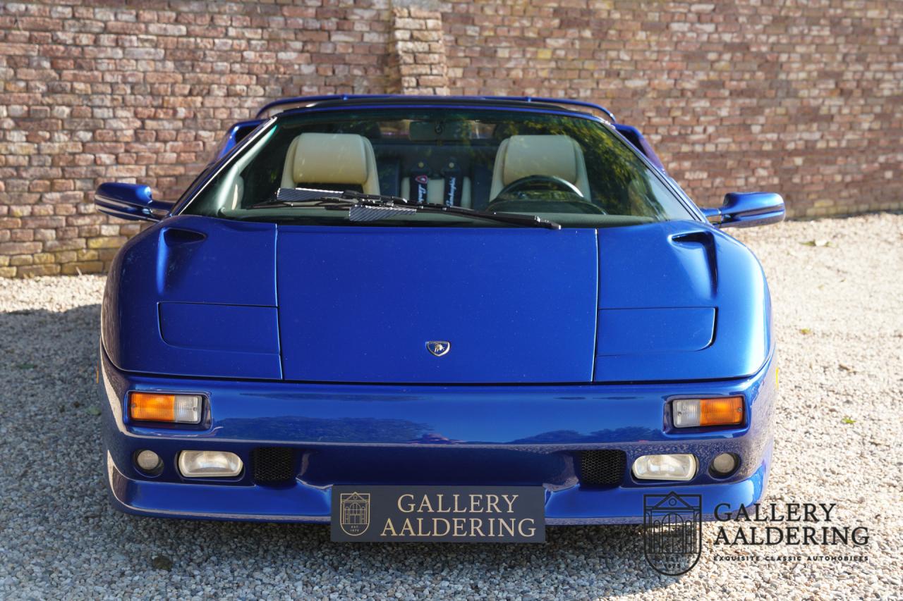 1996 Lamborghini Diablo Roadster VT &ldquo;35.000 kms and dealer service&rdquo;