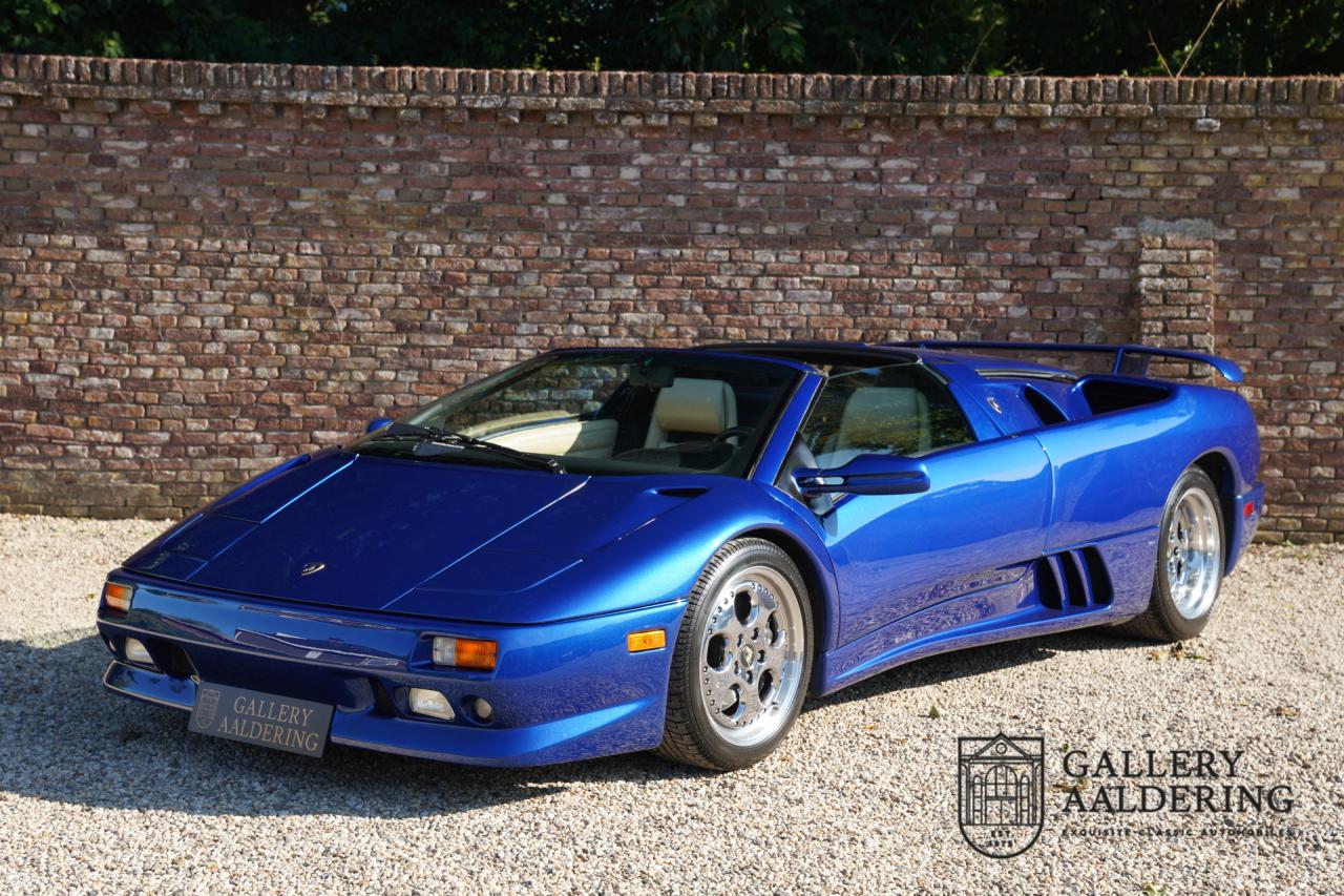 1996 Lamborghini Diablo Roadster VT &ldquo;35.000 kms and dealer service&rdquo;