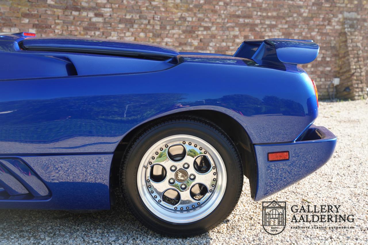 1996 Lamborghini Diablo Roadster VT &ldquo;35.000 kms and dealer service&rdquo;