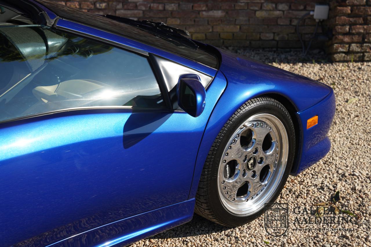 1996 Lamborghini Diablo Roadster VT &ldquo;35.000 kms and dealer service&rdquo;