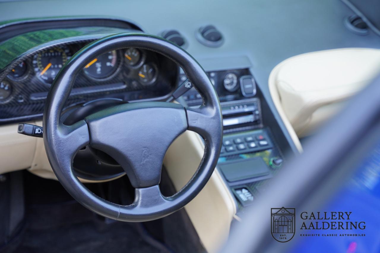 1996 Lamborghini Diablo Roadster VT &ldquo;35.000 kms and dealer service&rdquo;