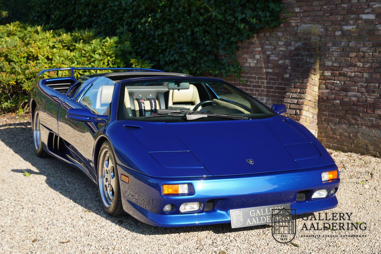 1996 Lamborghini Diablo Roadster VT &ldquo;35.000 kms and dealer service&rdquo;