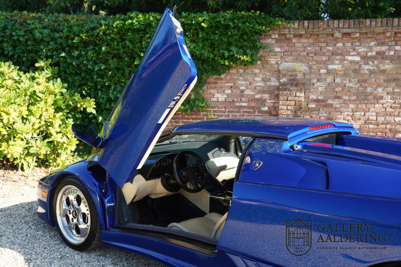 1996 Lamborghini Diablo Roadster VT &ldquo;35.000 kms and dealer service&rdquo;