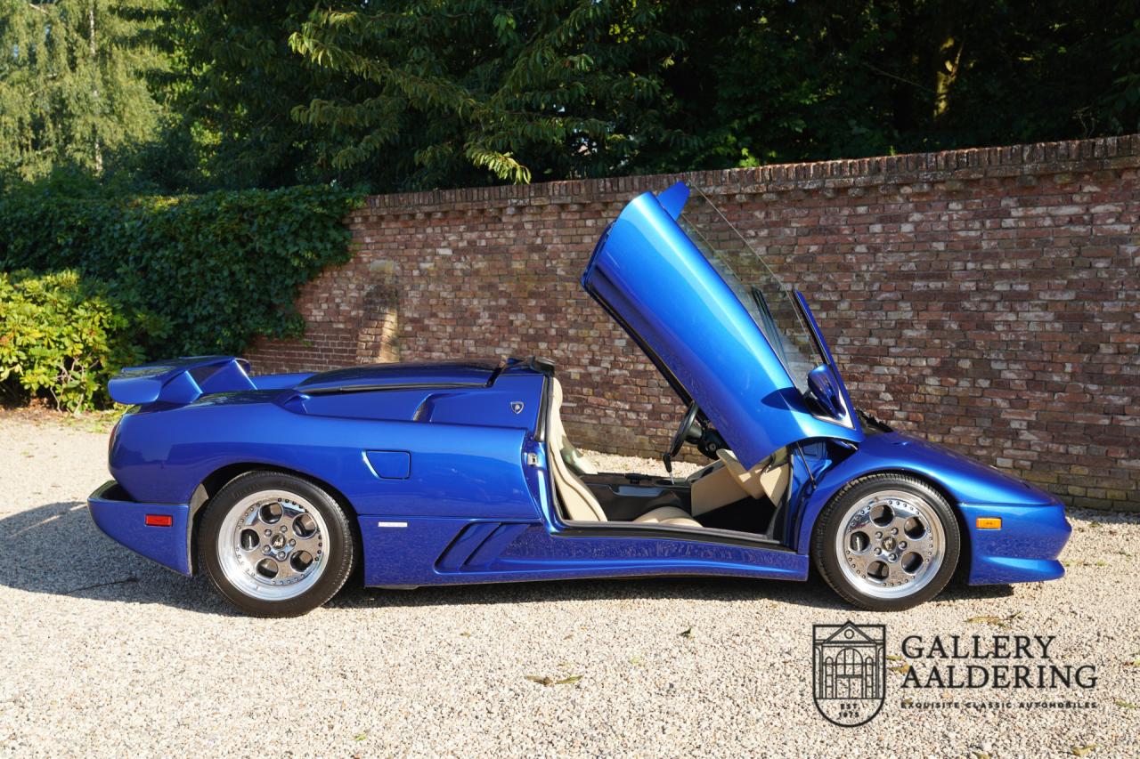 1996 Lamborghini Diablo Roadster VT &ldquo;35.000 kms and dealer service&rdquo;