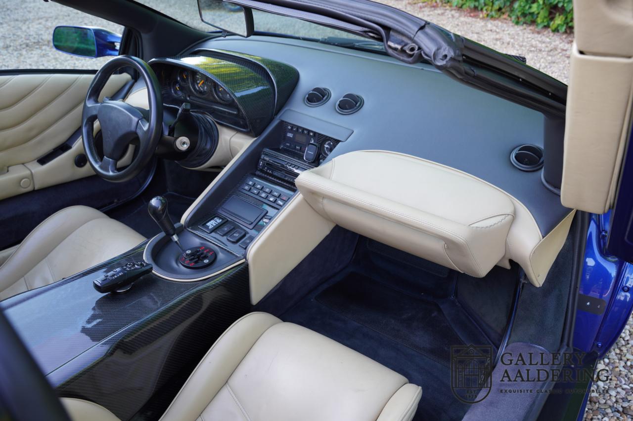 1996 Lamborghini Diablo Roadster VT &ldquo;35.000 kms and dealer service&rdquo;