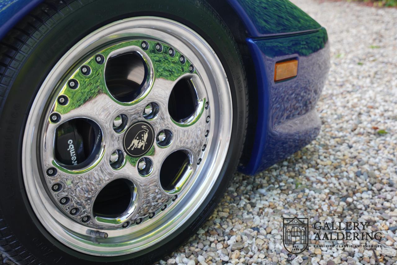 1996 Lamborghini Diablo Roadster VT &ldquo;35.000 kms and dealer service&rdquo;