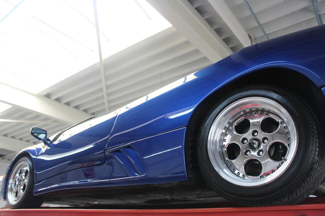 1996 Lamborghini Diablo Roadster VT &ldquo;35.000 kms and dealer service&rdquo;