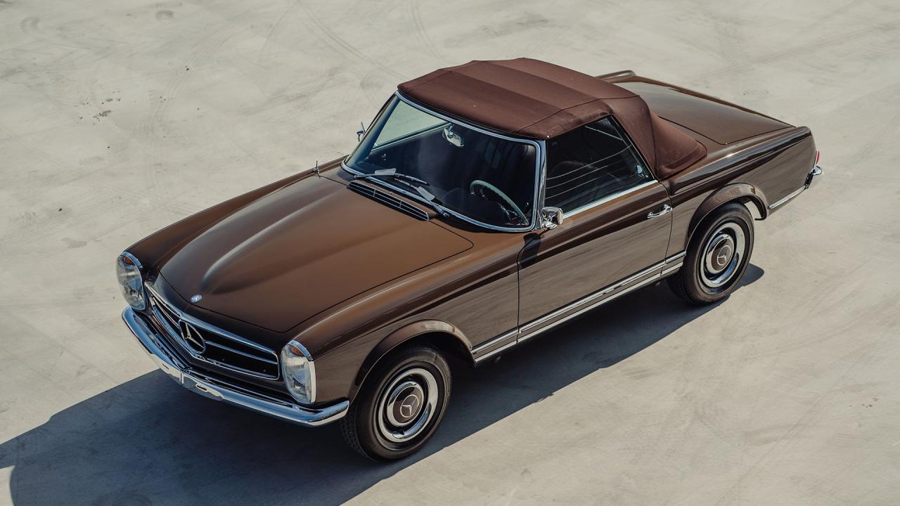 1965 Mercedes - Benz 230 SL Pagoda