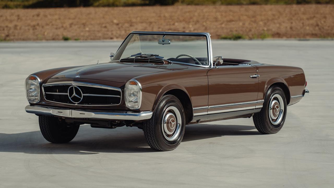 1965 Mercedes - Benz 230 SL Pagoda