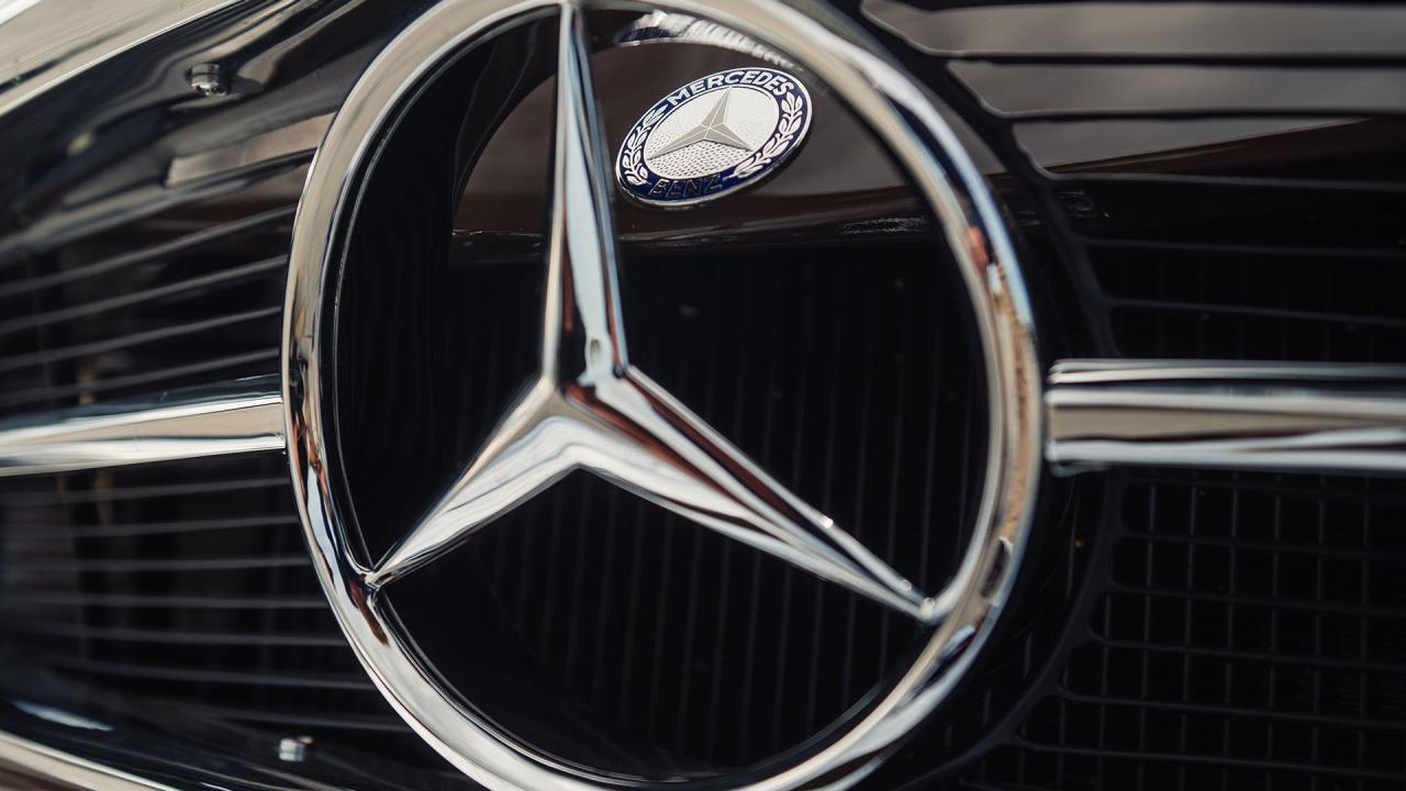 1965 Mercedes - Benz 230 SL Pagoda