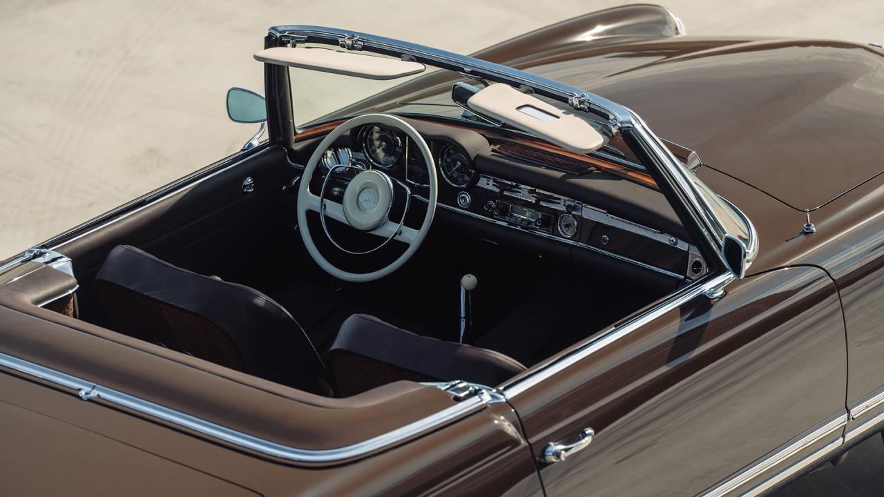 1965 Mercedes - Benz 230 SL Pagoda