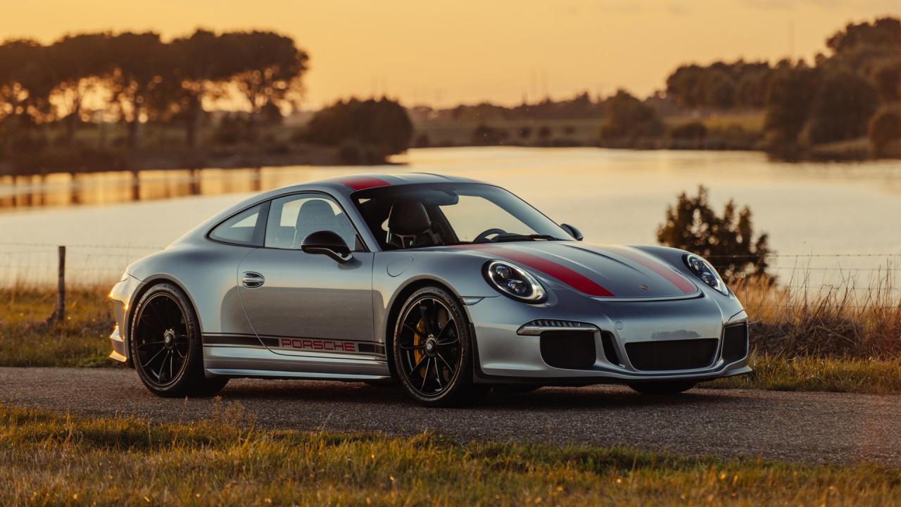 2016 Porsche 911 R