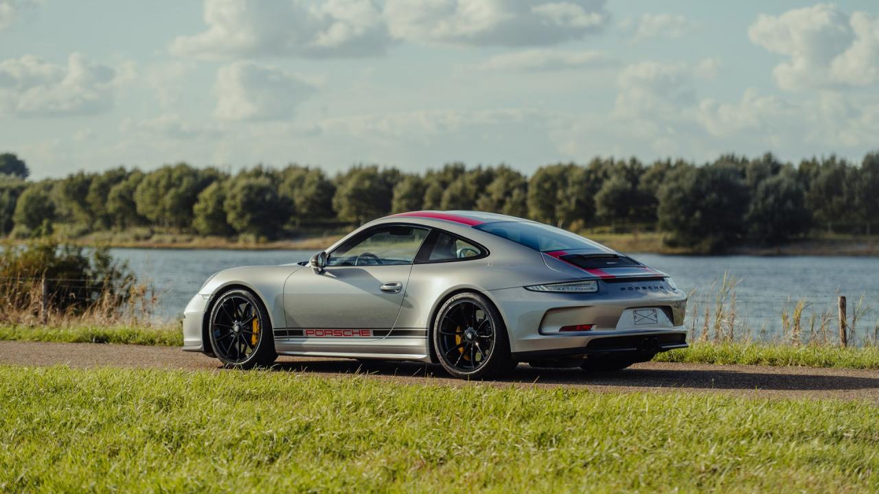 2016 Porsche 911 R
