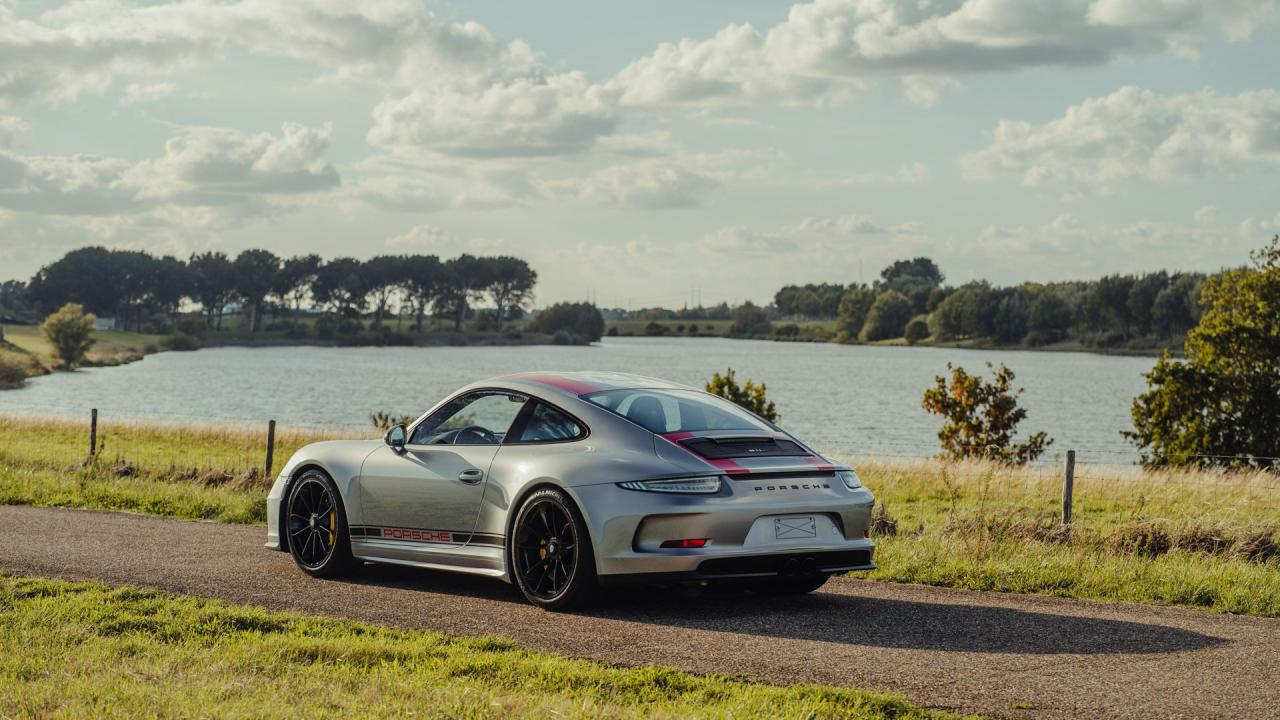 2016 Porsche 911 R