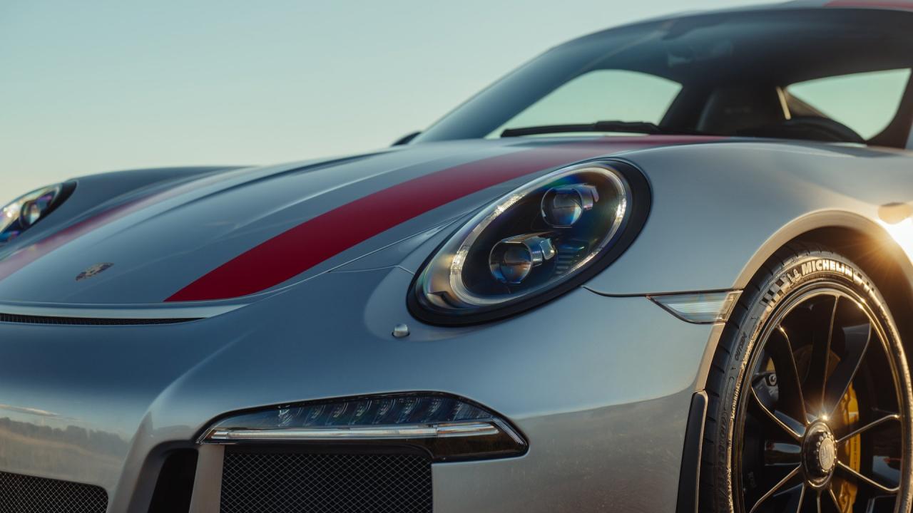 2016 Porsche 911 R