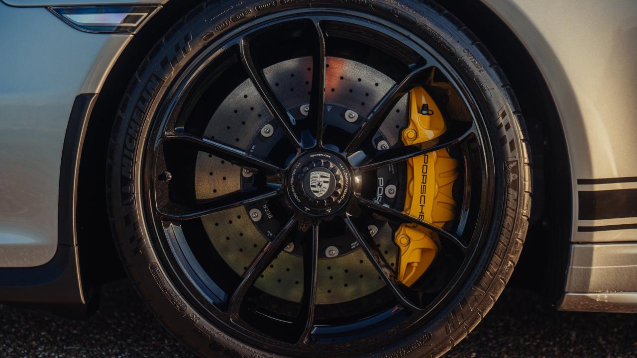 2016 Porsche 911 R
