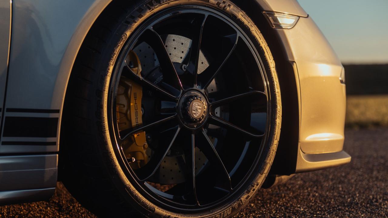 2016 Porsche 911 R